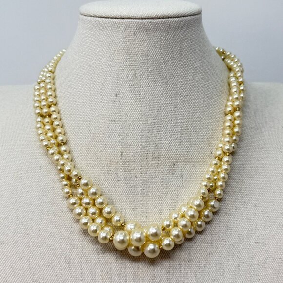 Vintage‎ Multi-Strand Imitation Pearl Necklace Gold-Tone Spacer Beads Classic - Picture 1 of 8